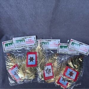 5 Gold foil Snowflake Ornaments Enchanted Forest 3D